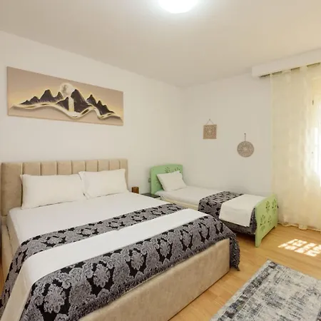 Veliu's * Vlorë
