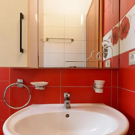 Apartment Veliu's *
