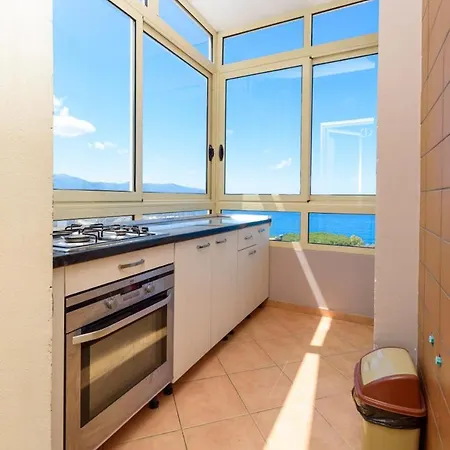 Veliu's Apartment Vlore