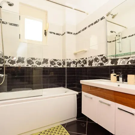 Veliu's Apartment Vlore