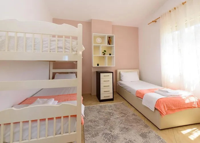 Apartamento Veliu's *